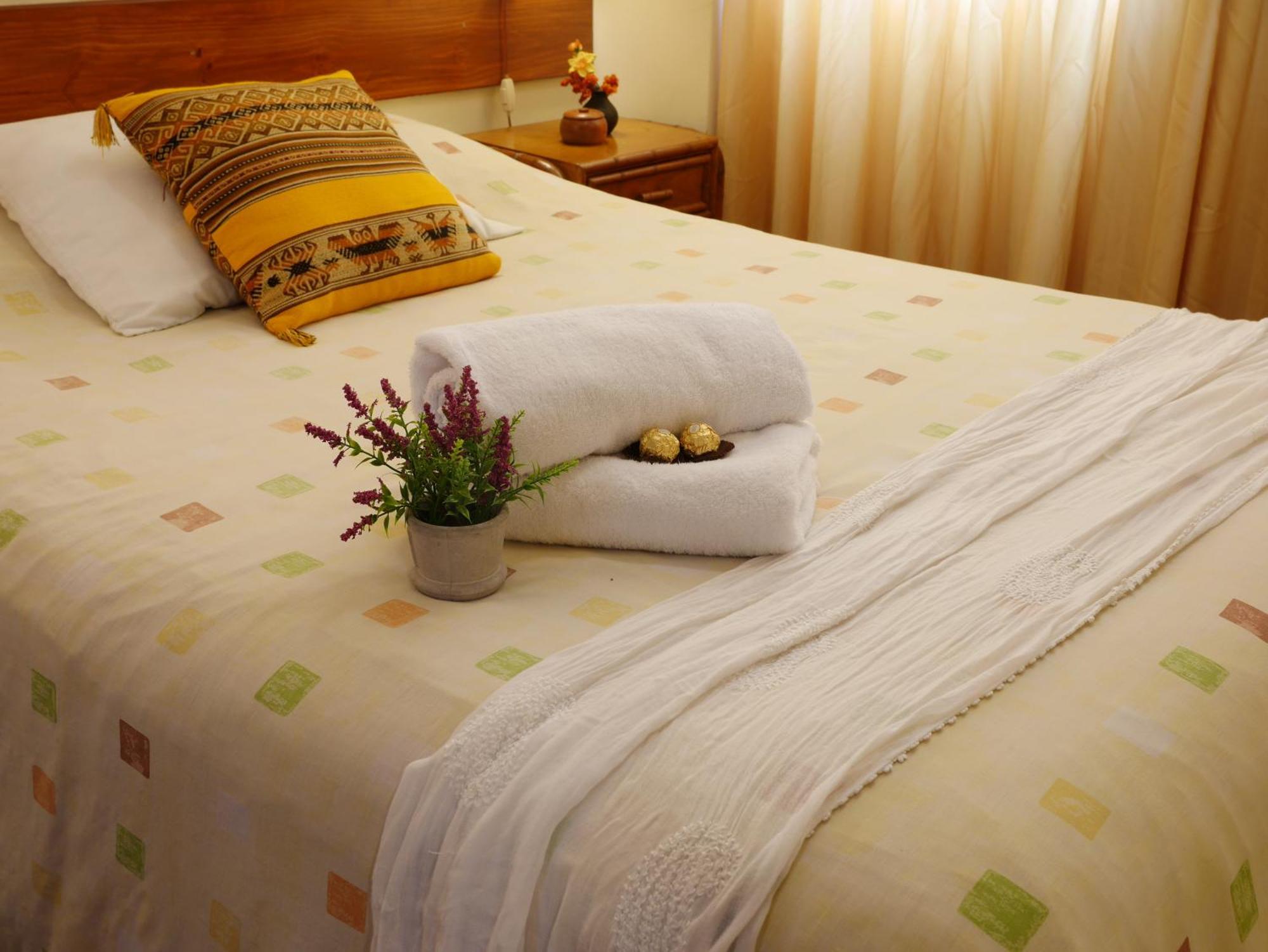Suite Service Apart Hotel Lima Exteriör bild